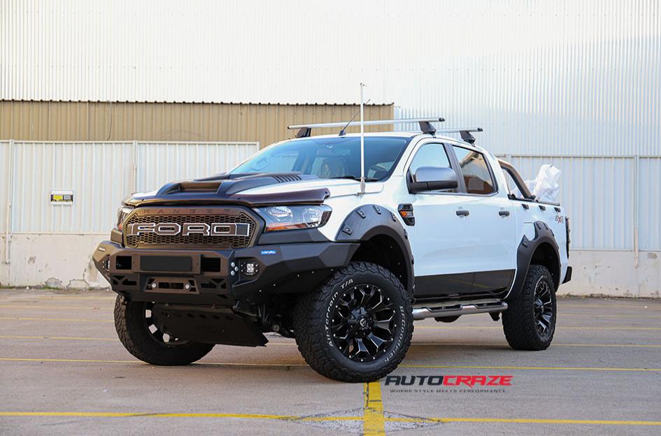 FORD RANGER ASSAULT GLOSS BLACK MILLED ACCENTS